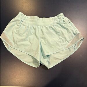 Lululemon 2.5 in hotty hot shorts